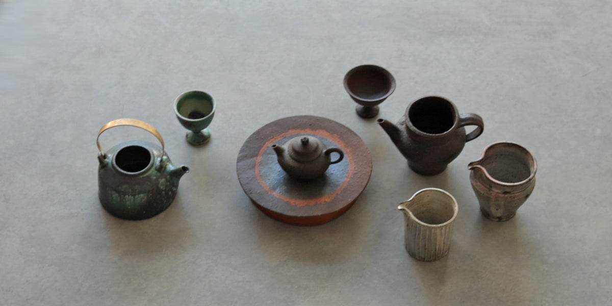 境道一　織部釉　プレート2枚　作家 境道一 うつわ展 —織部、灰釉、粉引》 うつわ祥見 KAMAKURA