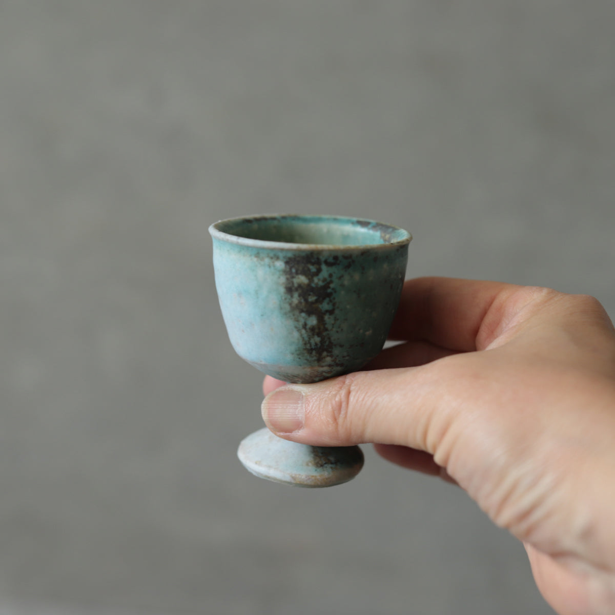 境道一　37 織部釉　馬上杯