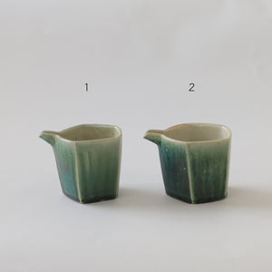 54 境道一　織部釉　茶海