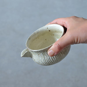 鈴木智尋　2501 黄粉引片口酒器