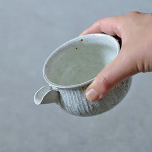 鈴木智尋　2502 ガラス釉片口酒器