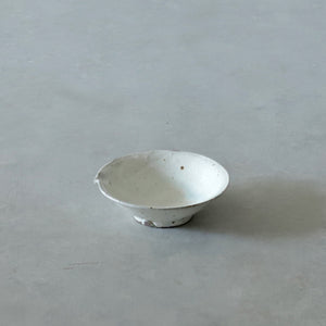 鈴木智尋　2513 粉引鳩口小鉢