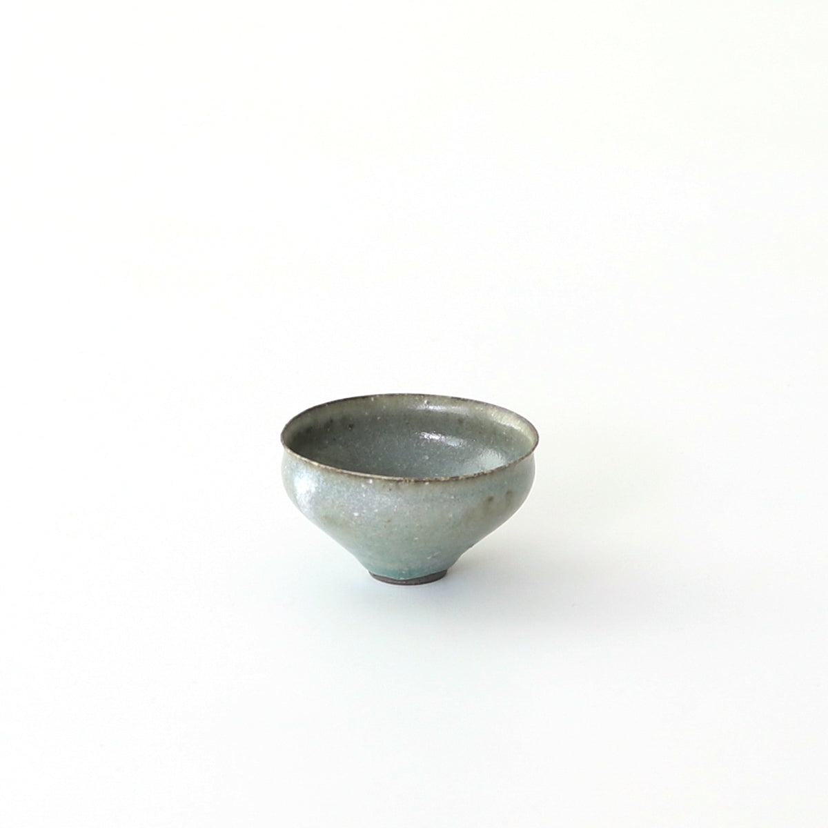 高田志保　2447 灰釉ぐい呑み 03