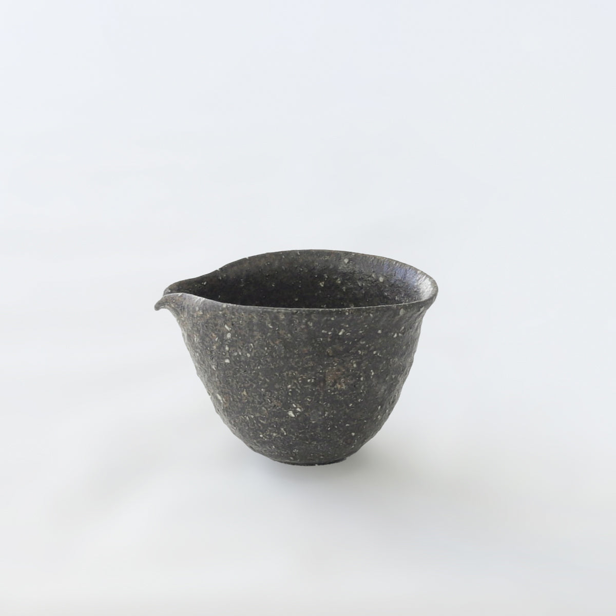 鶴見宗次 片口 黒