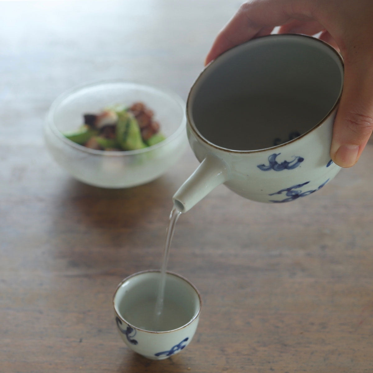 佐藤もも子　染付片口 01