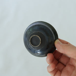 黒木泰等　織部ぐい呑 03