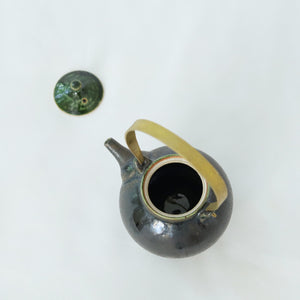 黒木泰等　織部上手酒器