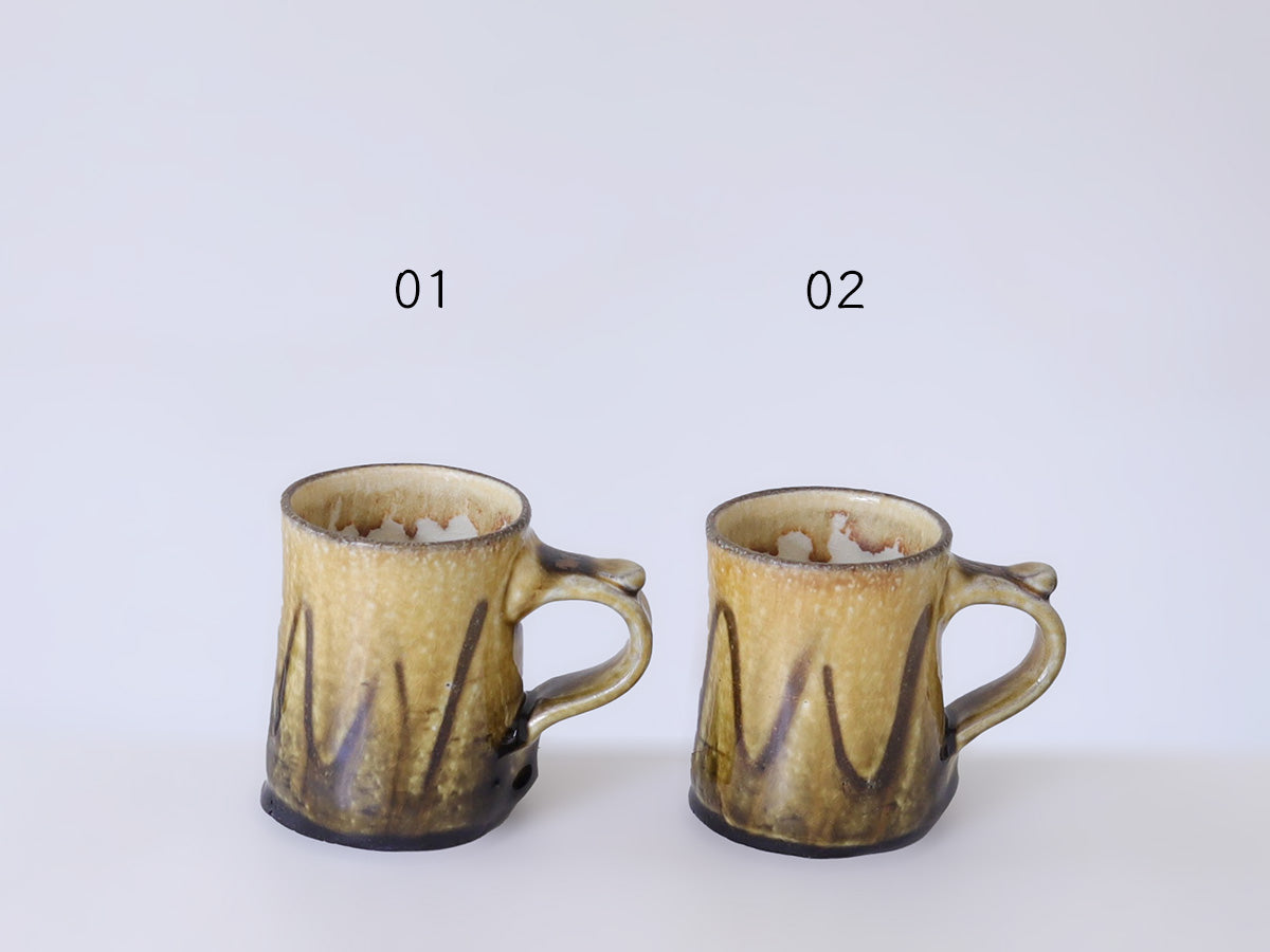 No.29 七尾佳洋　アメ釉指描マグカップ