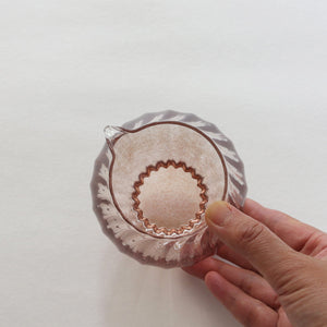 境田亜希　はかなげ　片口 ルビー 01