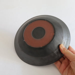 鈴木進　黒釉茶船02