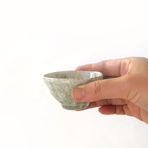 鶴見宗次　ぐいのみ（白）