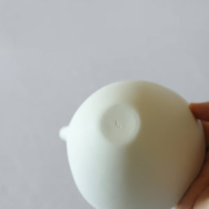 打田翠　白磁焼締片口 02