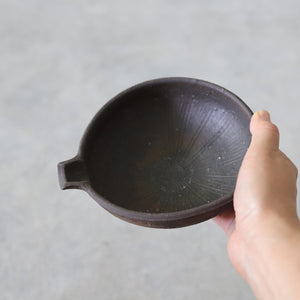 上野剛児　焼きしめすり鉢 M