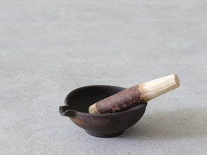 上野剛児　焼きしめすり鉢 M